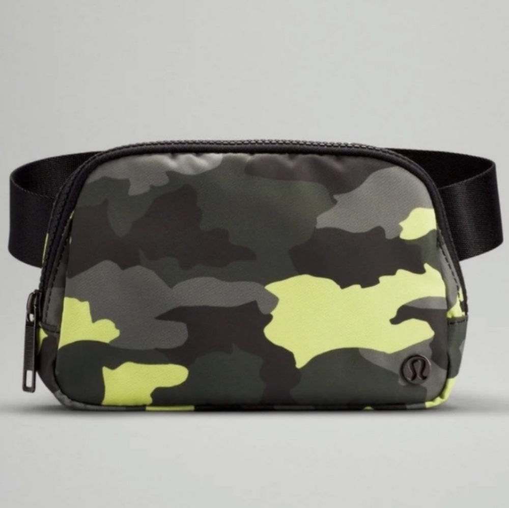🏷️ PRICE DROP 🏷️ Everywhere Belt Bag 1L (summer 2020 edition)